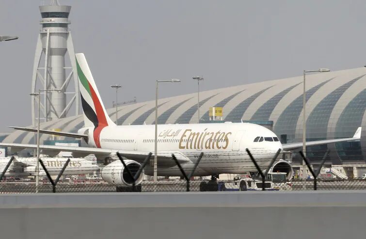 Emirates está protegida contra oscilações no preço do combustível de aviação, diz executivo