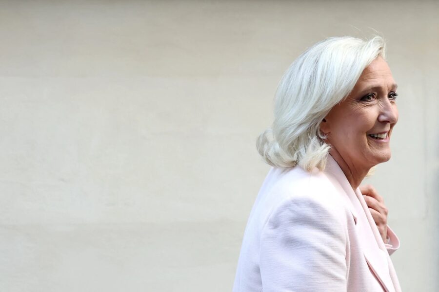 Extrema direita francesa diz ter conquistado cadeiras para bancada no Senado