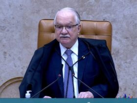 Fachin abre julgamento no STF e fala em “período difícil” para a Corte