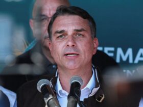 Flávio chama veto às bets de 'estelionato eleitoral' e acusa Lula de oportunismo