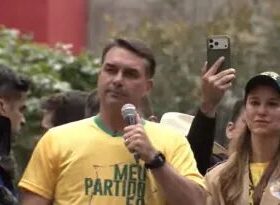 Flávio tem 42% e Lula 41% em pesquisa Palver