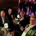 Foto mostra Gonet fumando charuto com Vorcaro em Londres