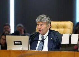 Fux diz que 2ª Turma identificou ‘desvios de finalidade’ na atuação do diretor-geral da PF