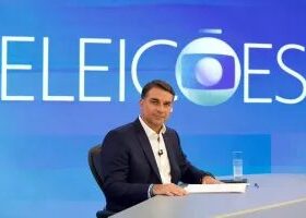 Globo pede desculpas por associar Flávio a projeto contra Padroeira do Brasil