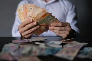Inadimplência das famílias chega a recorde de 8%