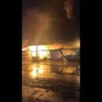 Incêndio atinge galpão da Ceagesp em SP