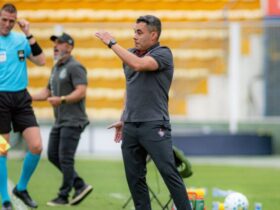 Jair Ventura analisa empate cedido pelo Vitória fora de casa: Situação mental