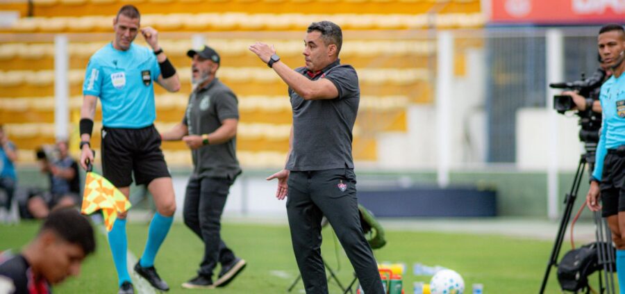 Jair Ventura analisa empate cedido pelo Vitória fora de casa: Situação mental