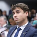 Juiz determina que site retire matéria e posts sobre Nikolas