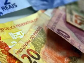 Juros para famílias sobem em agosto e inadimplência chega a 6%