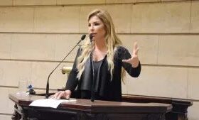 Justiça do RJ manda prender Verônica Costa, condenada por torturar ex-marido