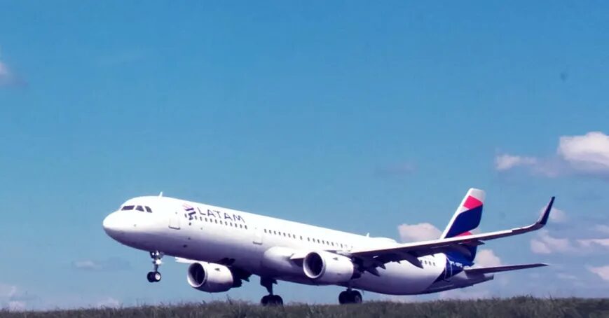 Latam registra crescimento de tráfego e capacidade de voo em agosto