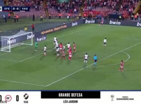 Léo Jardim faz dois milagres em menos de um minuto e garante empate do Vasco contra Santa Fe; veja