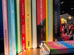 LIVROS MUDAM VIDAS