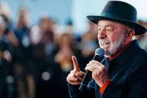 Lula afirma querer fim das bets: ‘Os clubes que virem times de empresários’