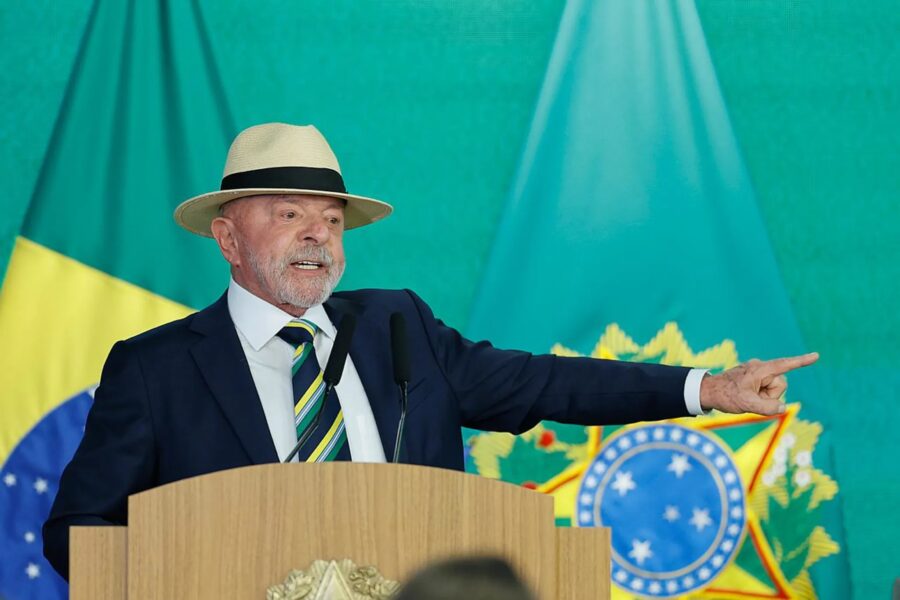 Lula diz que Fachin e STF têm 'todas as informações' para saber 'quem fez o quê'
