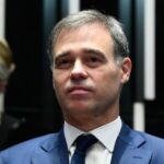 Mendonça libera mais de 50 processos sobre o Master, mas mantém Cláudio Castro sob sigilo
