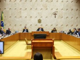 Mendonça não poderia ter “escrutinado” Moraes em investigação, diz Fachin