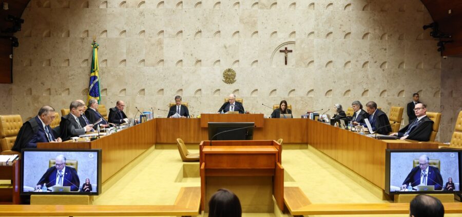 Mendonça não poderia ter “escrutinado” Moraes em investigação, diz Fachin