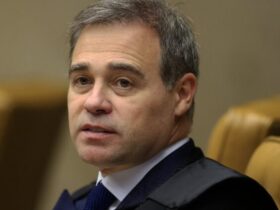 Mendonça se opõe à abertura da íntegra do celular de Vorcaro e pede apuração de suposta coação na PF