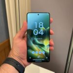 Motorola Edge 70 (512 GB) tem 2.º menor preço do ano em oferta 9.9 na Amazon