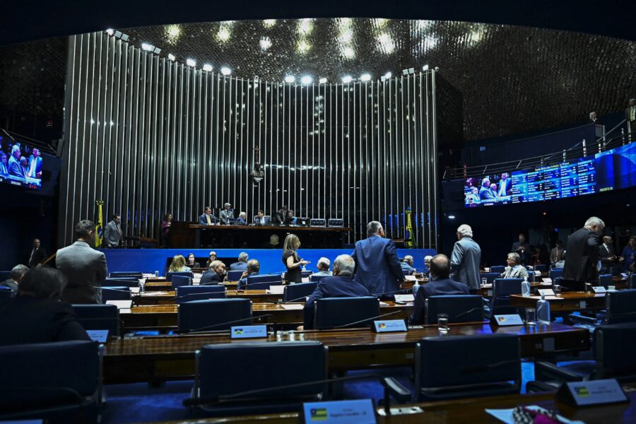 O que o senador faz? Entenda sua função