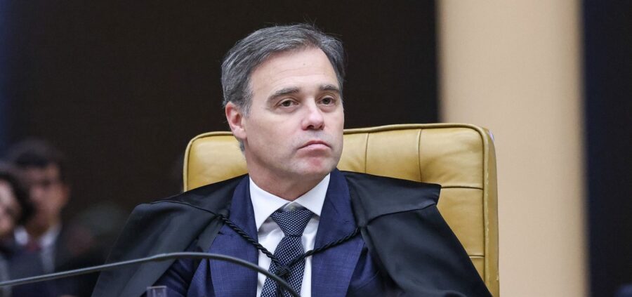 PF entrega íntegra do celular de Vorcaro a Mendonça e Fux no STF