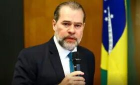 PF investiga suspeita de influência de Vorcaro em voto de Toffoli em julgamento