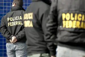 PF prende homem armado com R$ 1 milhão suspeito de crime eleitoral