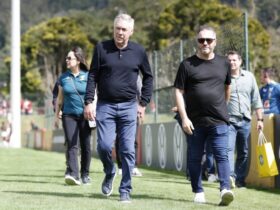 Pré-lista de Ancelotti tem quarteto do Corinthians e meia do Santos; veja nomes