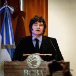 Rendimentos de 10% em títulos da Argentina atraem compradores em meio a riscos eleitorais crescentes