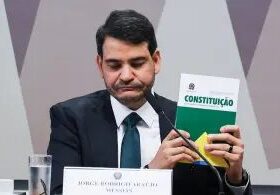 Sem citar PF, Messias diz que atuação na AGU ‘não é pautada por amizades’