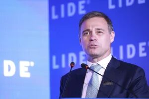 Sem material contra Mendonça, ministros devem mirar Nunes Marques