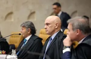STF suspende sessão sobre conduta de Moraes