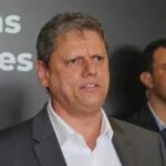 Tarcísio vence no 1º turno com 54% dos votos, diz pesquisa Futura