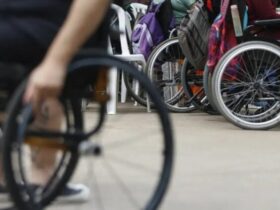 Trabalhador com deficiência ganha 30% menos que pessoa sem deficiência, aponta IBGE