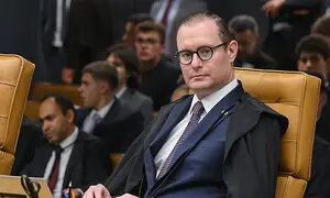 Zanin pede providências ao Supremo Tribunal Federal e ao TRE contra Deltan