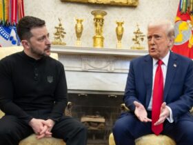 Zelensky conversa com Trump sobre fim da guerra da Ucrânia com a Rússia