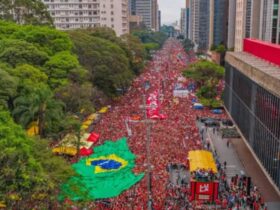 Campanha de Lula aciona TSE contra publicações sobre ato na Avenida Paulista