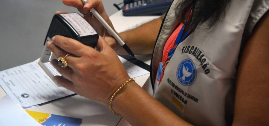 Codecon encontra irregularidades em 20 lojas durante fiscalização para o Dia das Crianças em Salvador
