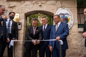 Colômbia inaugura embaixada em Jerusalém e retoma laços com Israel Colômbia inaugura embaixada em Jerusalém