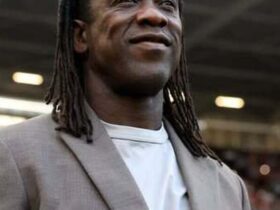Corinthians anuncia Seedorf como novo técnico até dezembro de 2027