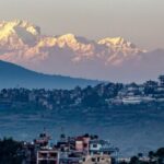 Enchente deixa mais de 100 estrangeiros ilhados no Nepal