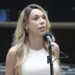 Erika Hilton pede multa a deputado eleito do PL por vídeo impulsionado na campanha