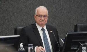 Fachin vai discutir com PF menções a ministros do STF no caso Master