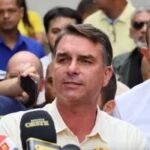 Flávio abre vantagem sobre Lula nas redes