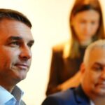 Flávio Bolsonaro defende fim da reeleição e mandato de cinco anos