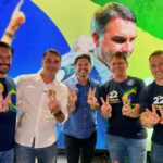 Flávio, Tarcísio e Nunes reúnem prefeitos e vereadores em SP para impulsionar campanha