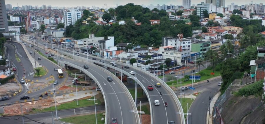 Idosa morre atropelada na faixa de pedestres na Avenida Vasco da Gama