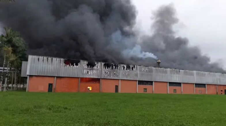 Incêndio atinge fábrica da Cremer, controlada da Viveo, em Blumenau